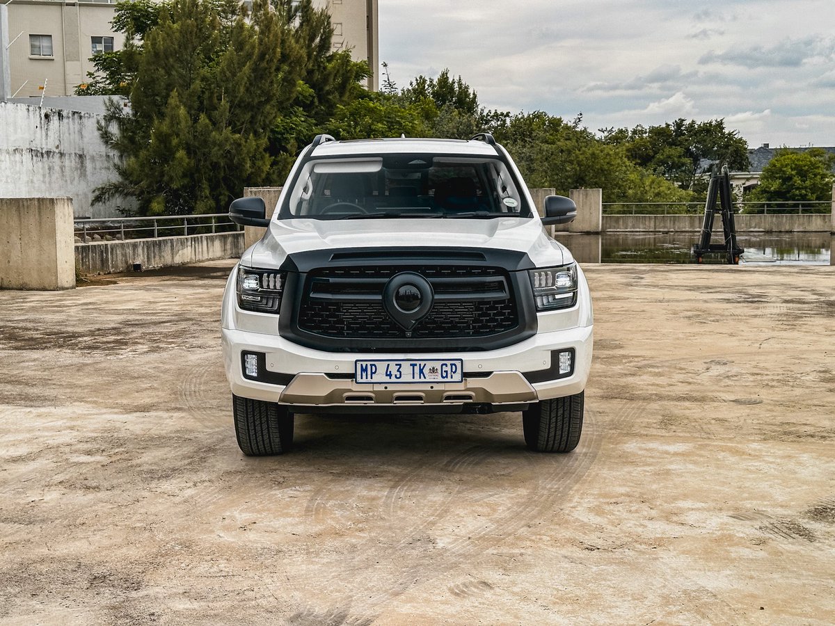 khuleonwheels's tweet photo. Our second festive chariot has landed, and it is the GWM P500 HEV Ultra Luxury with a new blacked-out look. It stands out with a gloss-black grille up front, black roof rails, LED headlights, and smoked-glass tail-lamps, to mention a few. Step…#GWMSA #GWMP500 #P500HEV https://t.co/HFMQ7aaN7H