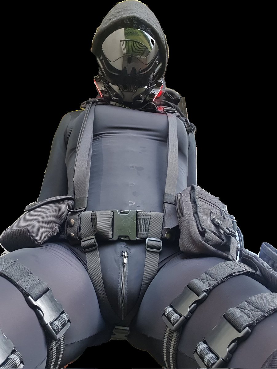 Gestures to make you more elegant and feminine.