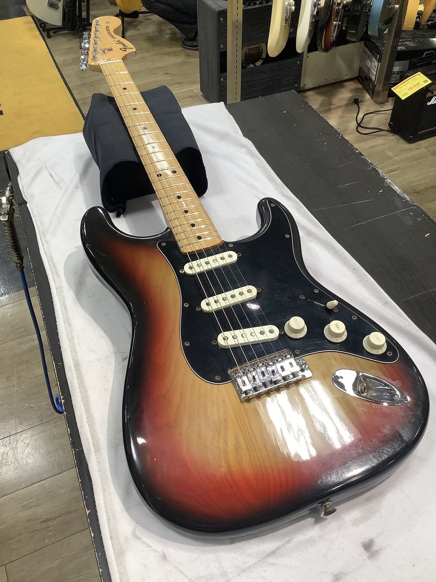中古】Fender USA / 1976年製 Stratocaster 【梅田店】 サンバースト