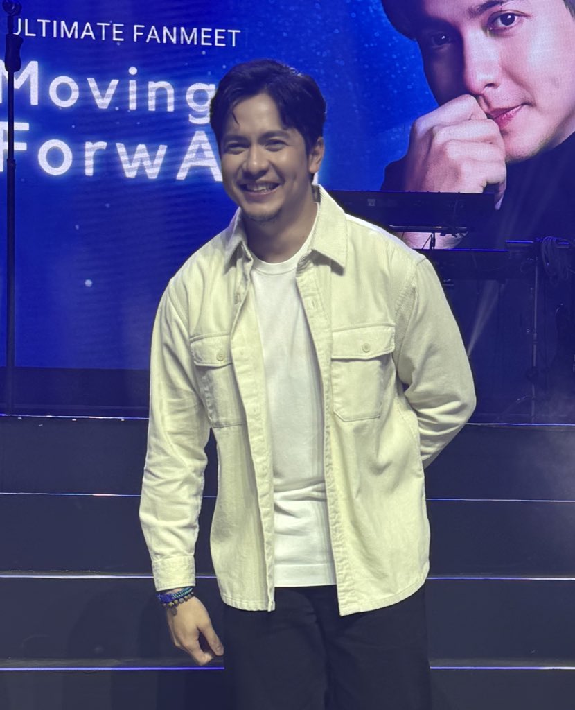 AldenTrendsOFC's tweet photo. Haaaaay, that smile, that dimple…

Your ATeam is very very happy to see you this happy 🥰

@aldenrichards02 @myriad_corp @myriad_events  @casinoplusph 
#ARXVALDEN15
#ALDENRichards
ALDENxATeam MovingForwARd https://t.co/3hQvuquMJT