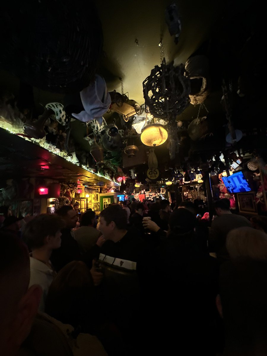 Amelia x tweet media