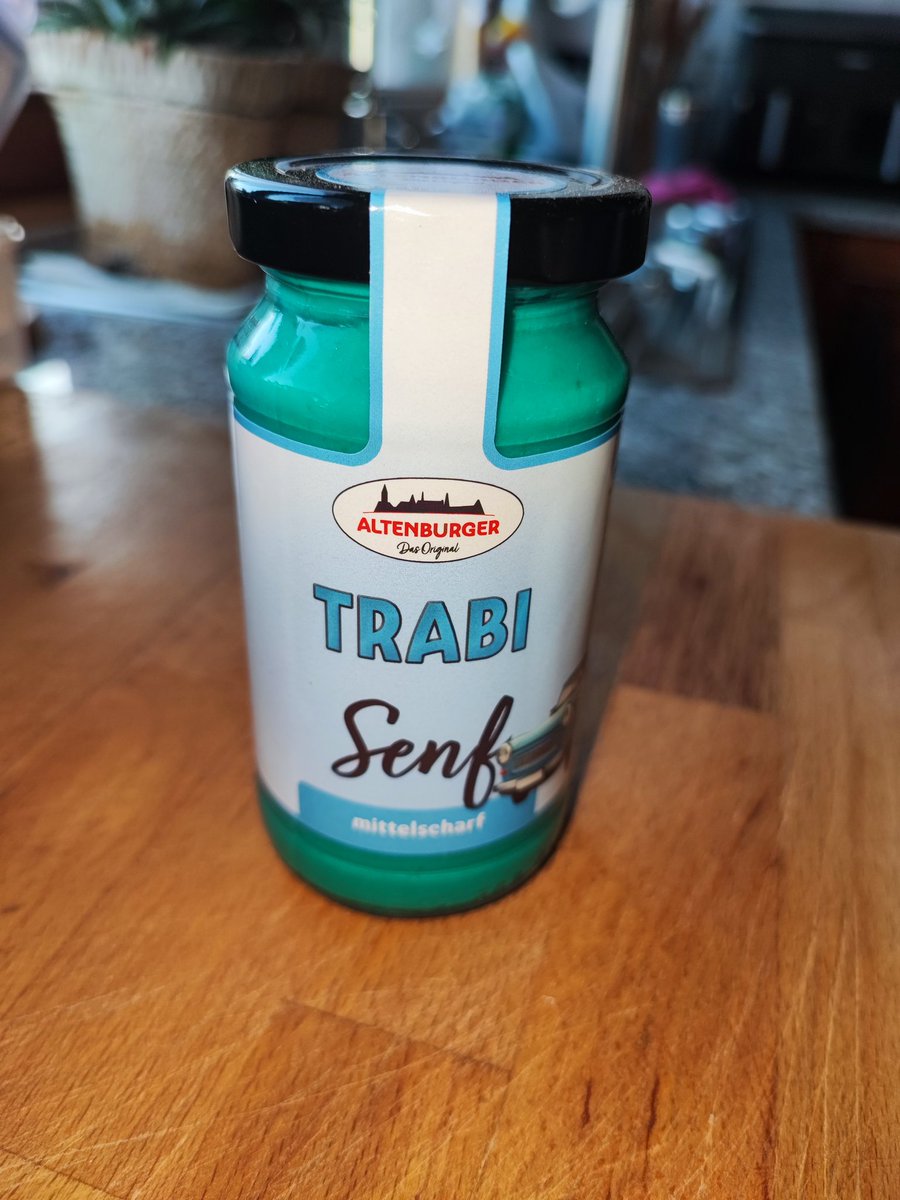 flummi1970's tweet photo. #Trabi #Senf
Ein Senf in der legendären #Trabi hellblau Farbe
Da konnte ich nicht nein sagen.....😜🥴 https://t.co/xHaBhkfJDC