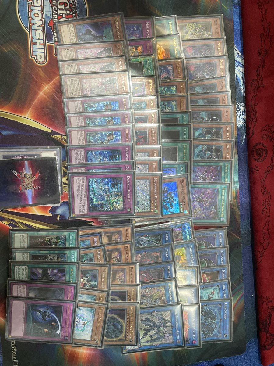 Morley regional 1st place
R1 dtail 
R2 k9 vank
R3 gem knight
R4 Mitsu yummy
R5 Mitsu yummy
R6 dtail 
Ty all the boys who lent cards and Josh for teaching me last night