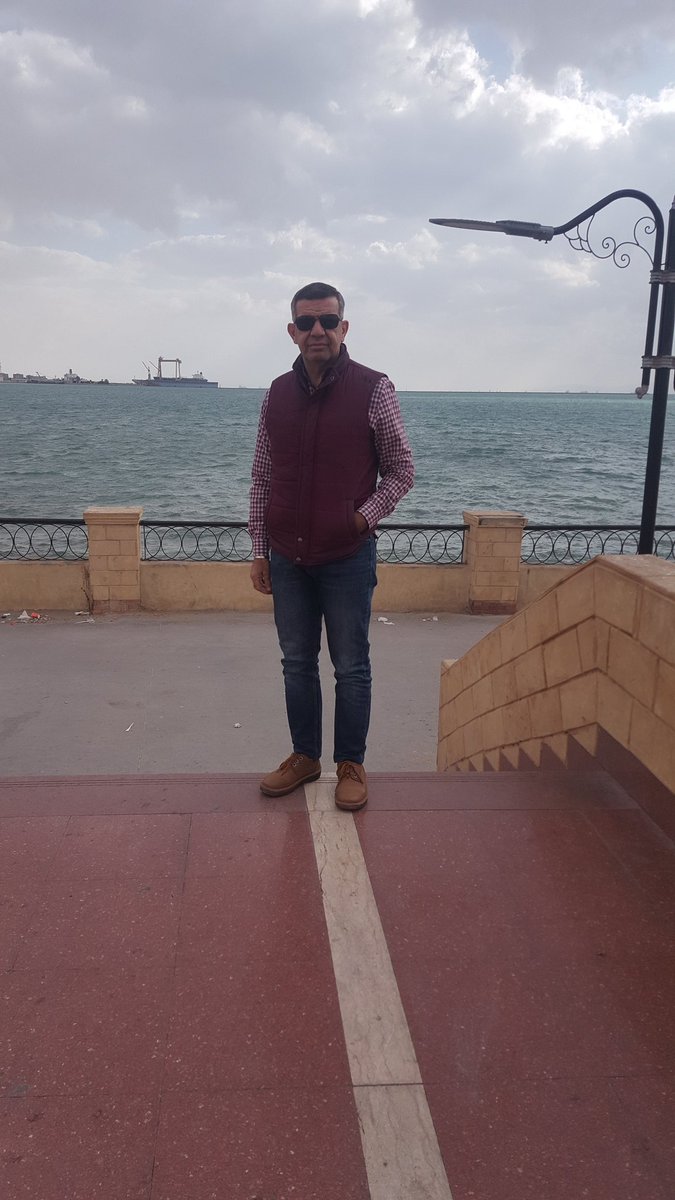 #وانت_ع_البحر_في_الشتا