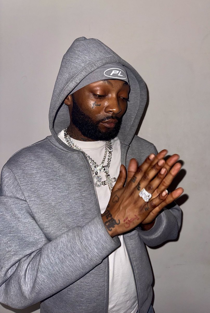 talkin tai chi , rub your hands on it 🎀