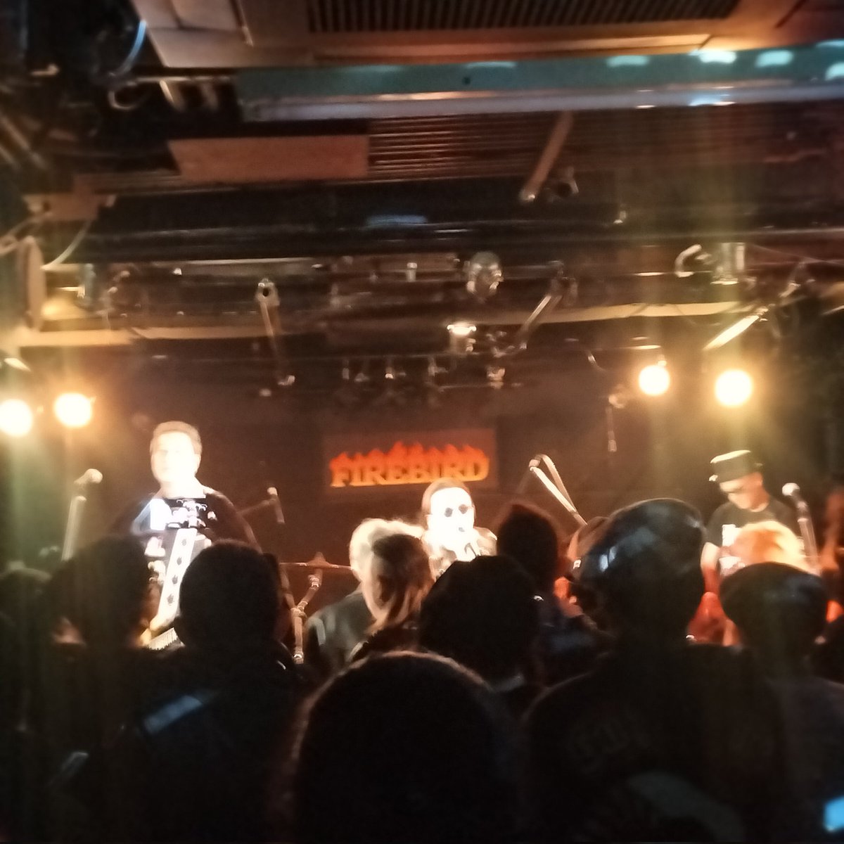 z_piratesrocks3's tweet photo. S党‼️
#2025年12月13日土曜日
#新松戸FIREBIRD 
#KingofKings
#パンクドランカーギグ
#CoverNightSpecial
#MerryStars
#DFR
#S党
#RocknCrazyStars
#Z党
#お気楽とんぼ　
#DJz
#PUNKROCK
#ROCKnROLL https://t.co/jSB4ffT8Ym