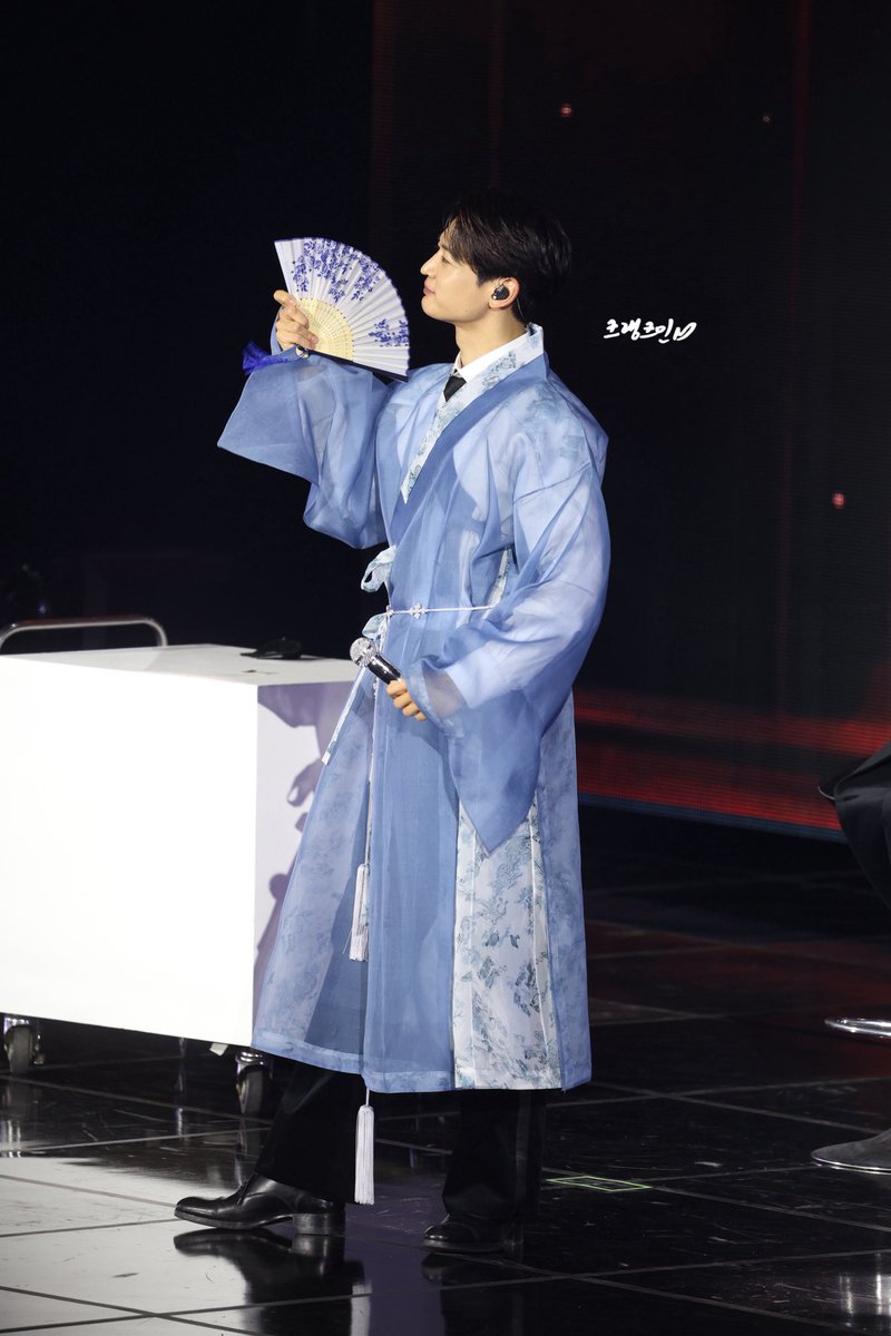 𝘾𝙍𝘼𝙉𝙆 𝙄𝙉 🐿️ tweet media