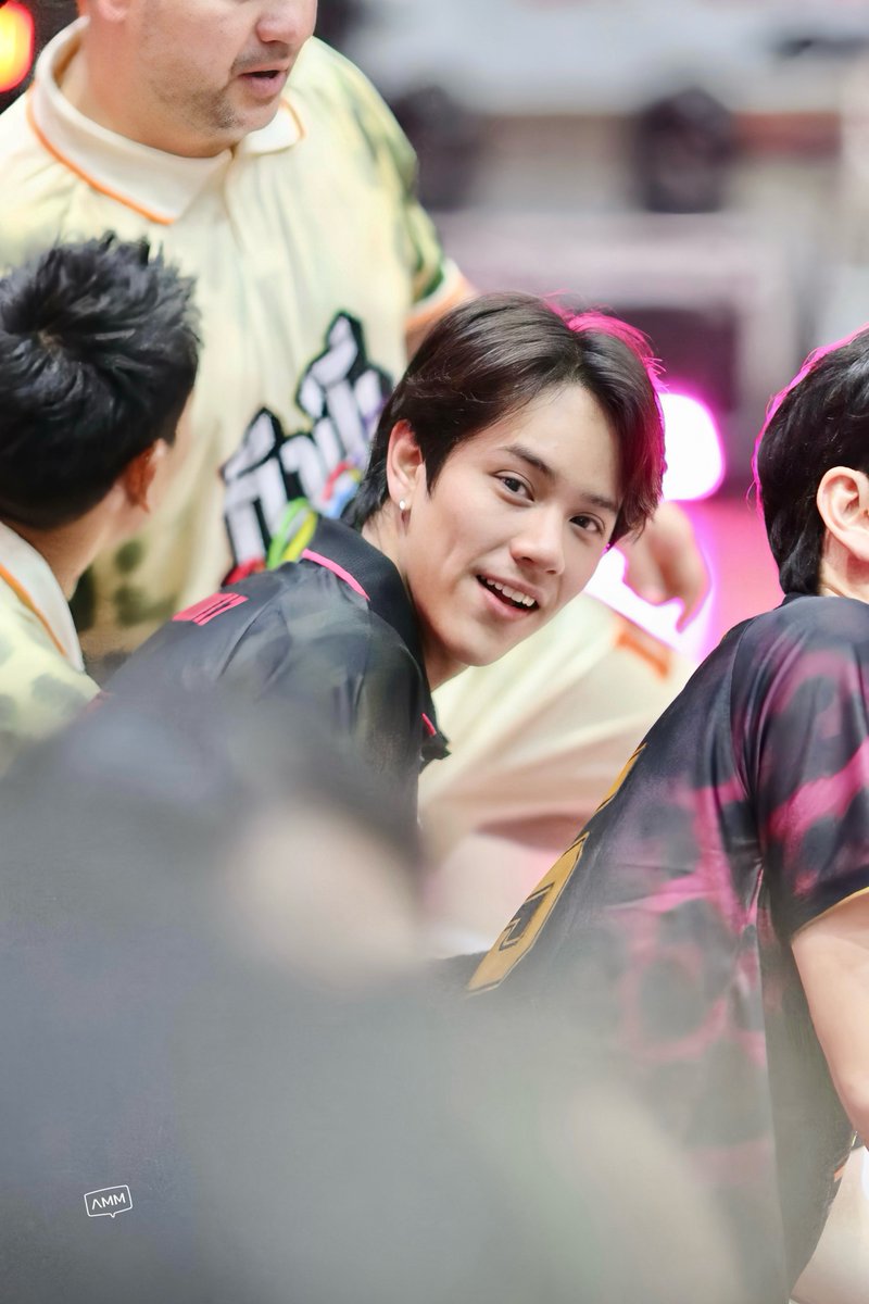 ทรงอย่างแบด 

NANON AT LHEESU
#กีฬาหลีสูxNANON
#mynameisnanon