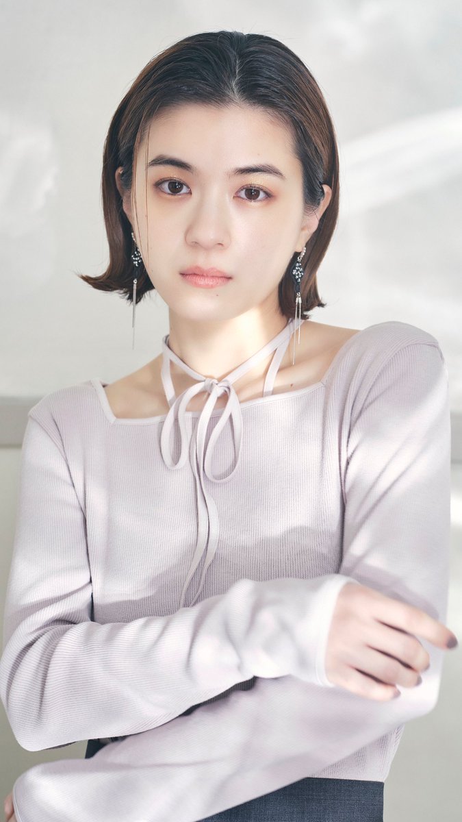 12月18日（木）からのオンライン小物販売では、こちらのタイルピアス