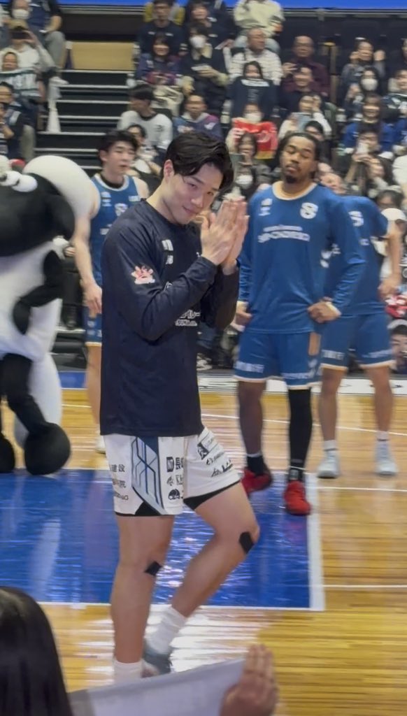 sh_k_7's tweet photo. 馬場選手これはもしかしてもしかするとワンチャンカメラ目線ですか？？🫶違うかな🤫

#長崎ヴェルカ
#馬場雄大 https://t.co/ATG5PyljOF