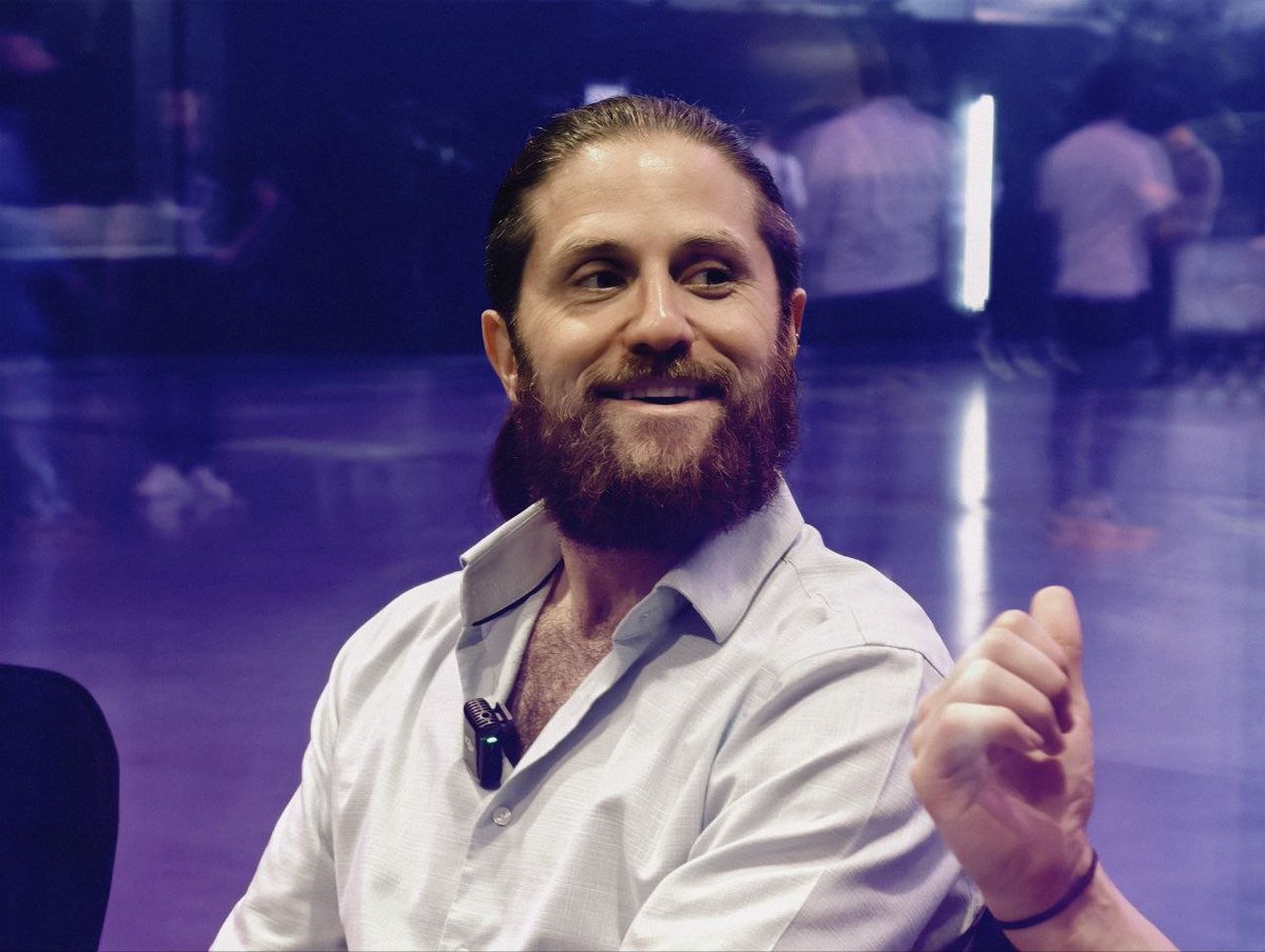 SolanaFloor tweet media