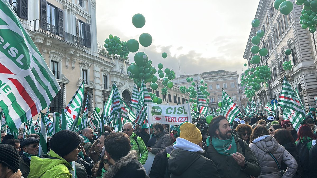 #13dicembre2025: Partecipiamo alla manifestazione di <a href="/CislNazionale/">CISL Nazionale</a> “Il cammino della responsabilità” per sostenere le richieste di modifica alla legge di bilancio e rilanciare il “patto sociale” su #lavoro, #crescita, #coesione. <a href="/CislPuglia/">Cisl Puglia</a> <a href="/CislLecce/">Cisl Lecce</a>