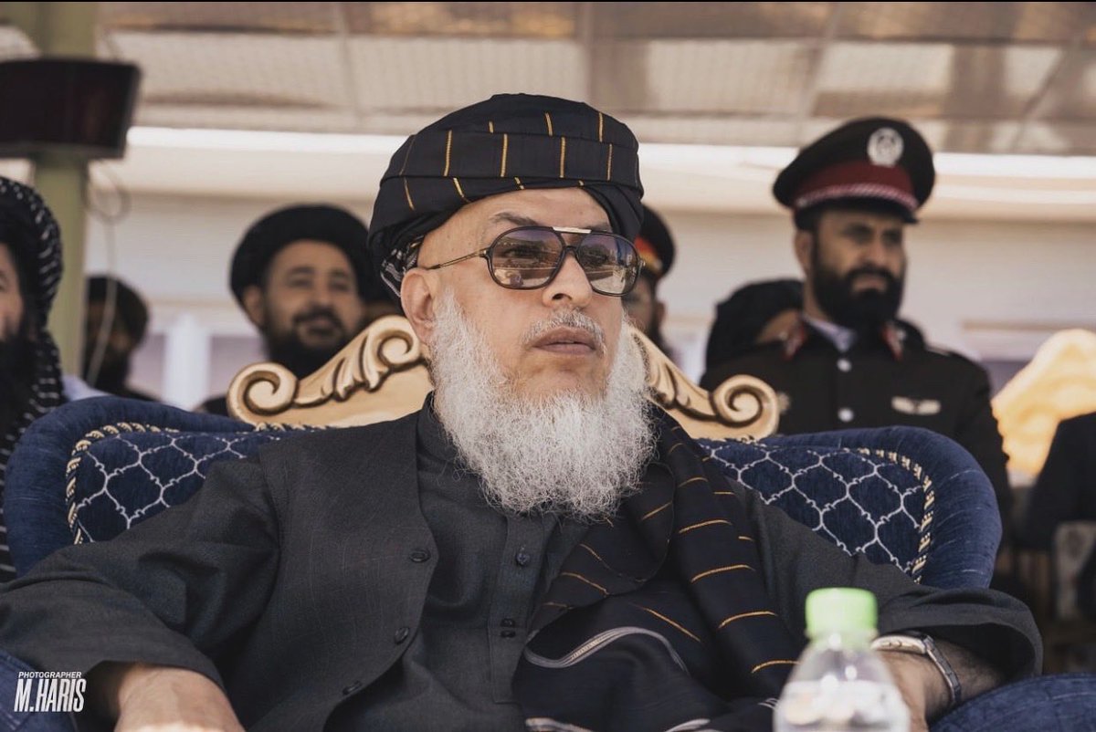 AKS_400's tweet photo. که پیسې نلرئ غږ وکړئ چې پیسې درته ټولې کړو، که امنیت نشئ تامینولی غږ وکړئ چې امنیت درته ټینګ کړو خو د خپلې ناکامۍ غچ زمونږ له بېوزله مهاجرو افغانانو څخه مه اخلئ.

 الحاج شیرمحمد عباس ستانکزی صاحب https://t.co/CAcPP37kLx