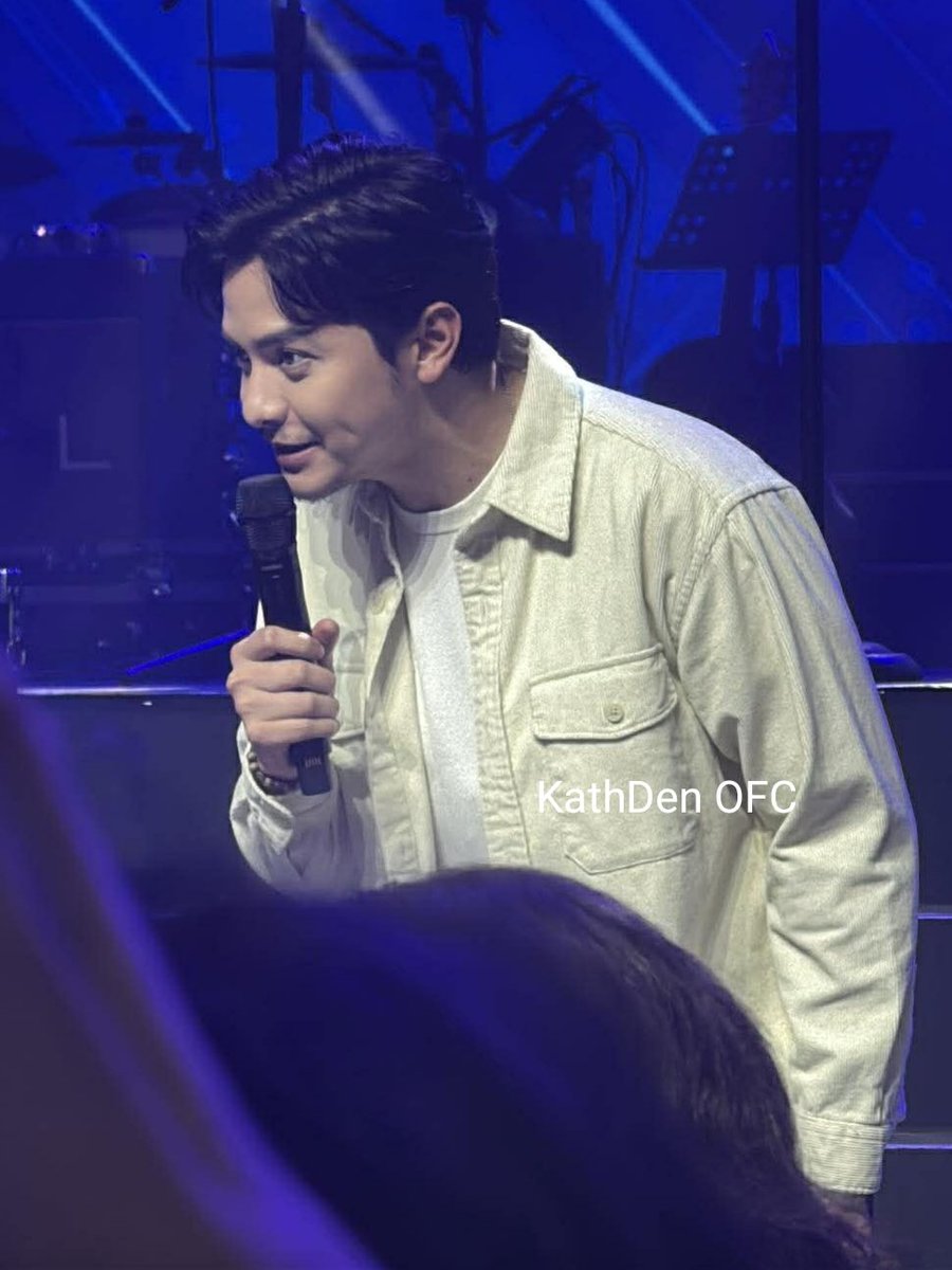 KathDenOFC's tweet photo. The one and only Alden Richards! 

#ARXVALDEN15
#ALDENRichards
ALDENxATeam MovingForwARd https://t.co/c2KnNFlZOh
