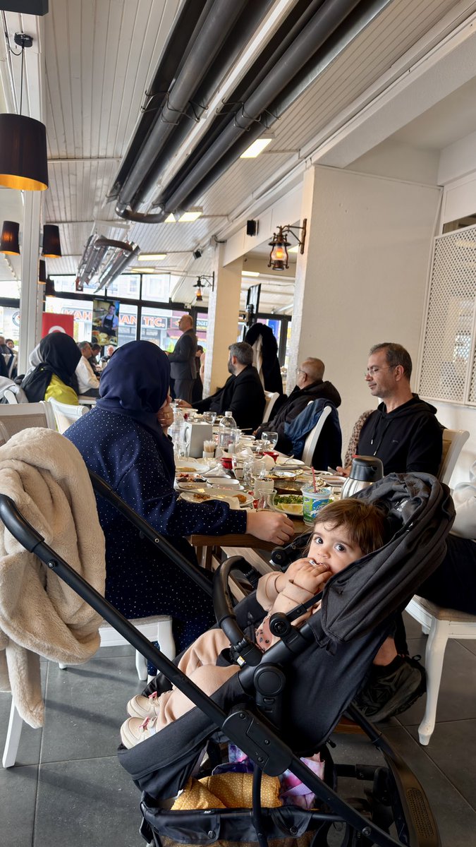 Eğitim-Bir-Sen Bartın Şube Başkanlığı olarak; kıymetli iş yeri temsilcilerimizle kahvaltılı toplantımızda bir araya geldik.

Birliğimizin pekiştiği bu verimli buluşmada; 2026 yılı takvimlerimizi sahaya ulaştırılmak üzere temsilcilerimize teslim ettik. Ayrıca, yeni yılda
