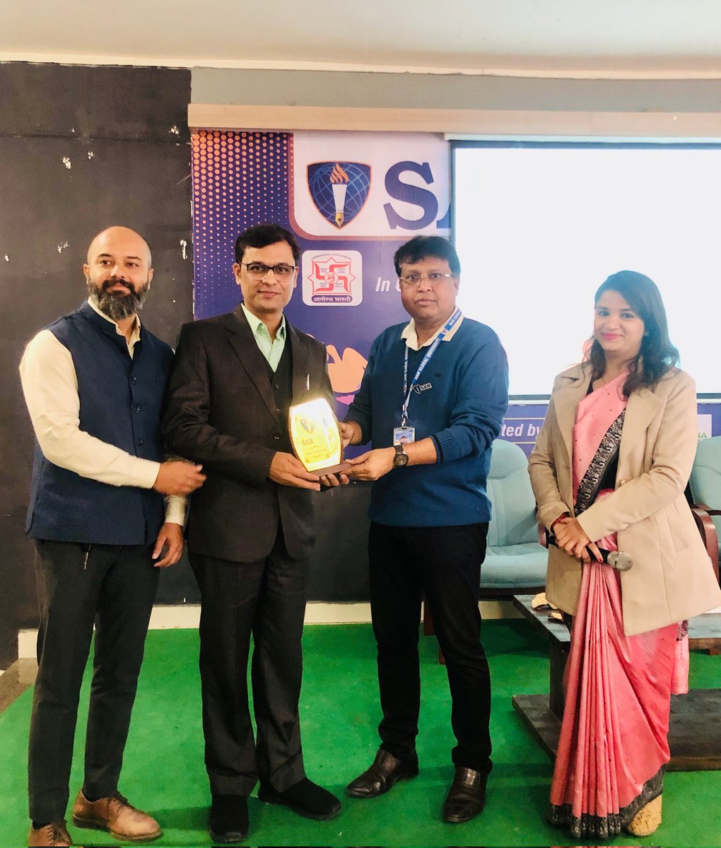 ajay241's tweet image. Analyzing the market fit of an idea &amp;amp; selling that product or service in the right way are essential for the continuous growth &amp;amp; progress of the idea.

In this way, the EDC Cell, SAM Global University workshop was concluded

#samglobaluniversity #edcell #drajaykumarchoubey