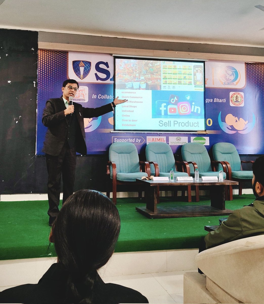 ajay241's tweet image. Analyzing the market fit of an idea &amp;amp; selling that product or service in the right way are essential for the continuous growth &amp;amp; progress of the idea.

In this way, the EDC Cell, SAM Global University workshop was concluded

#samglobaluniversity #edcell #drajaykumarchoubey