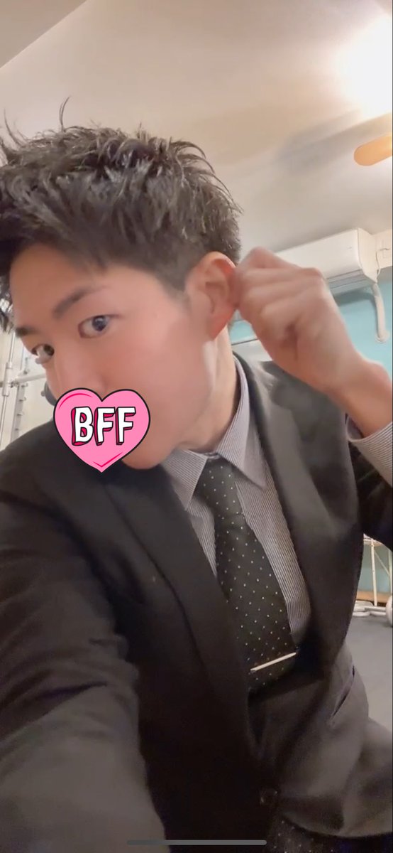 zinzin_dramatic's tweet image. 髪切った報告しようと思ったら、動画しか撮ってなかった(画質悪過ぎる)
やっぱいつもの美容院がええわ😆✨