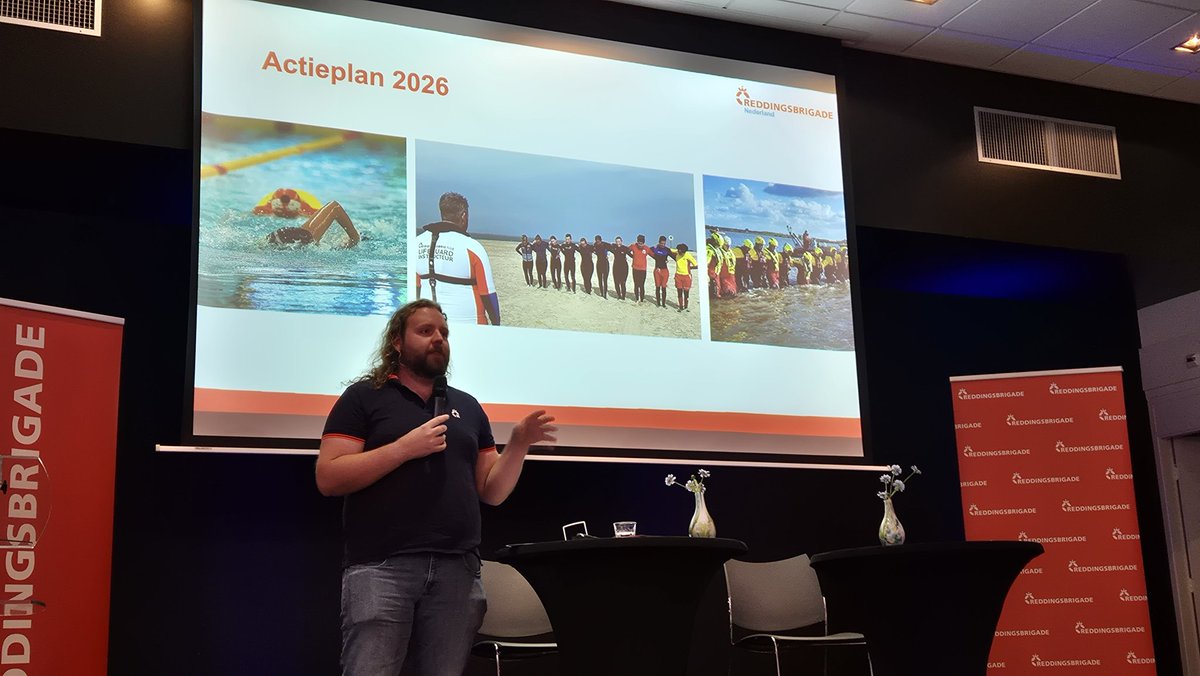 Jelle geeft het jaarplan op het gebied van Opleidingen voor 2026 weer.