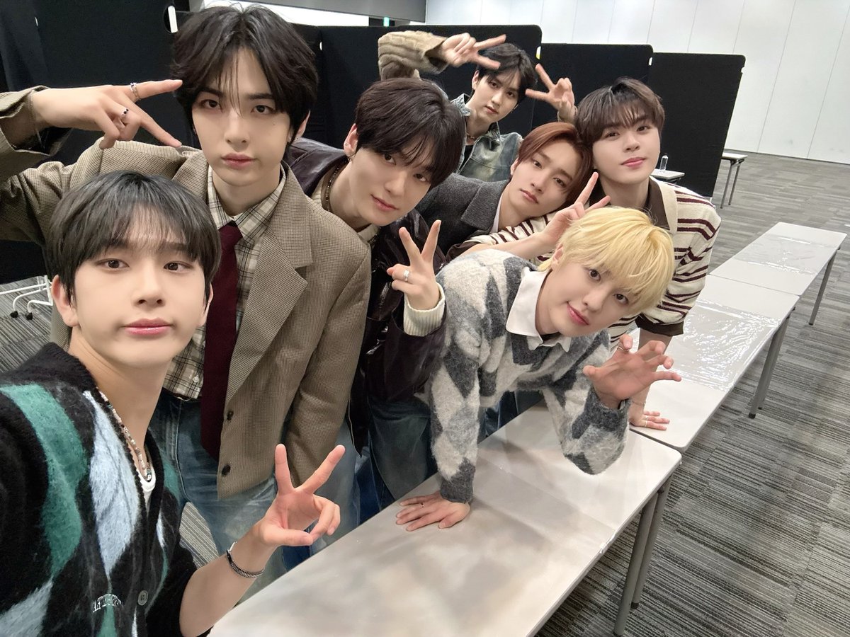 EPEX Official tweet media