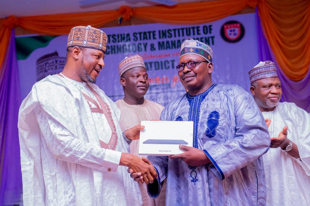 Dangaladima54's tweet image. News update 
Katsina State Governor, Malam Dikko Umaru Radda, has launched the new e-Governance System for Permanent Secretaries and Essential Directors across Ministries, Departments and Agencies (MDAs), marking a major step in modernising the state’s public service.