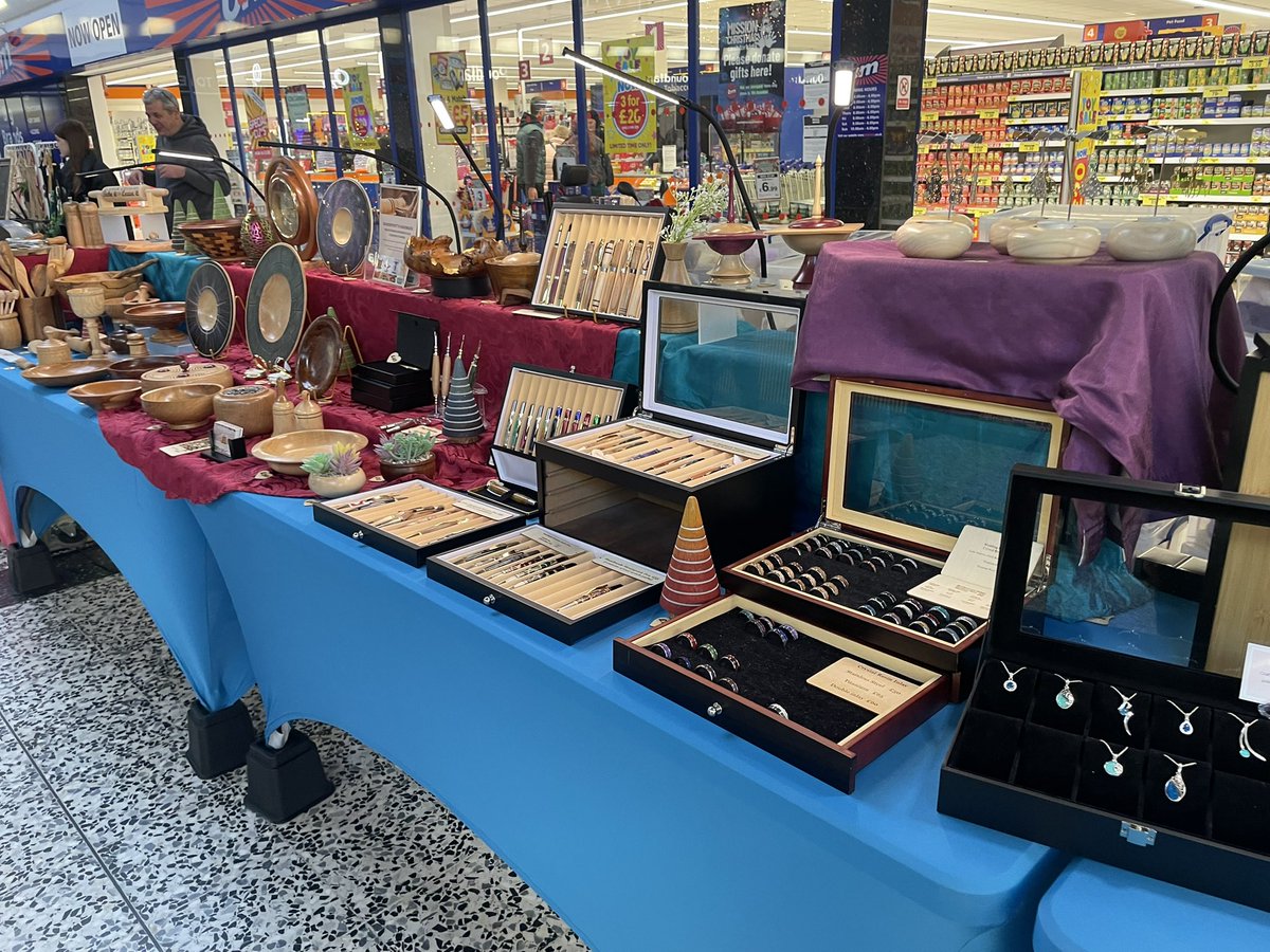clocksncandles's tweet photo. Good morning #ukgiftam #ukgifthour we are all set up ready with @WoodturnersWife at the @CraftyDukeEvent market. If you can’t make it here there is till time to order via the website and take advantage of free delivery. #handmade #Christmasgifts 

https://t.co/BbqrHlLiNY https://t.co/jkmzUqEVPC