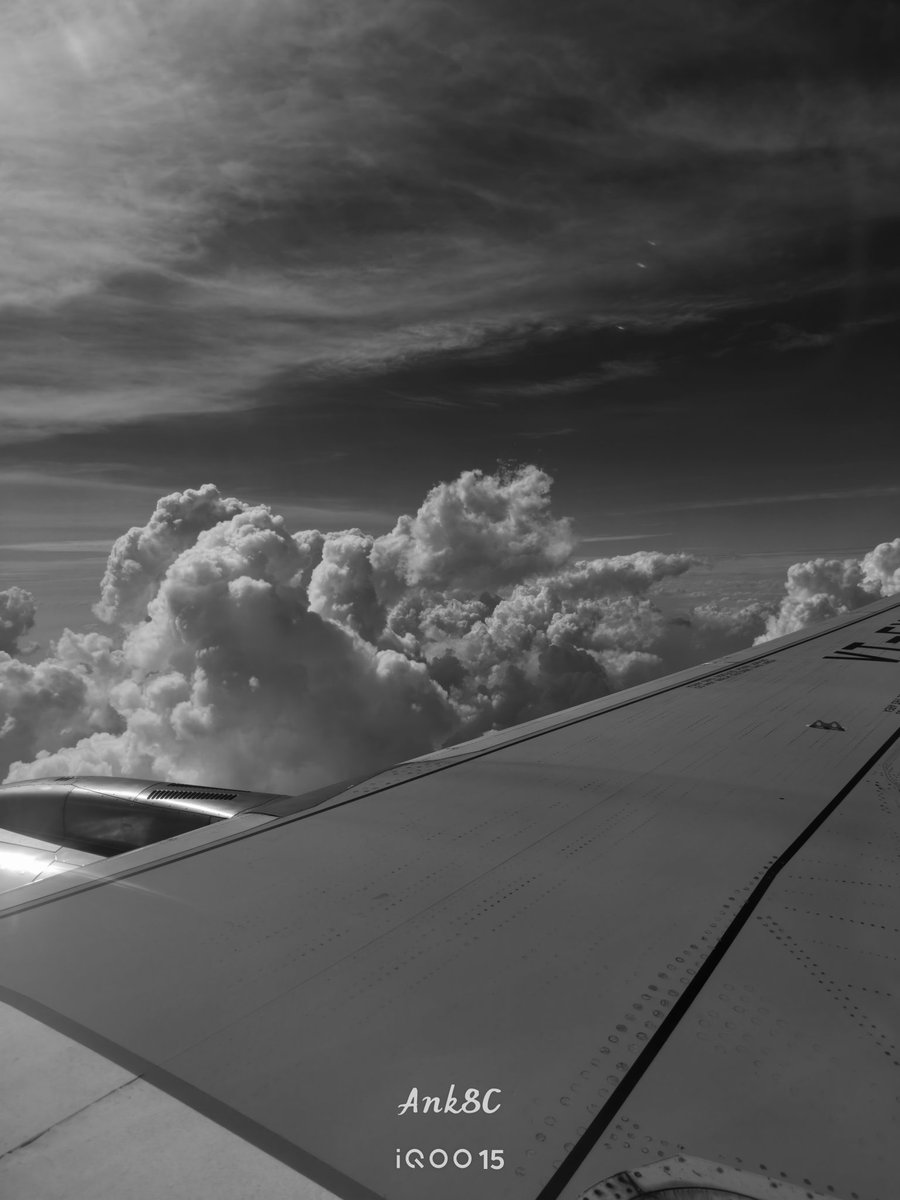 Ank8C's tweet photo. Some B/W shot on from #iQOO15 🔥🔥 https://t.co/vUP08YV6Ij