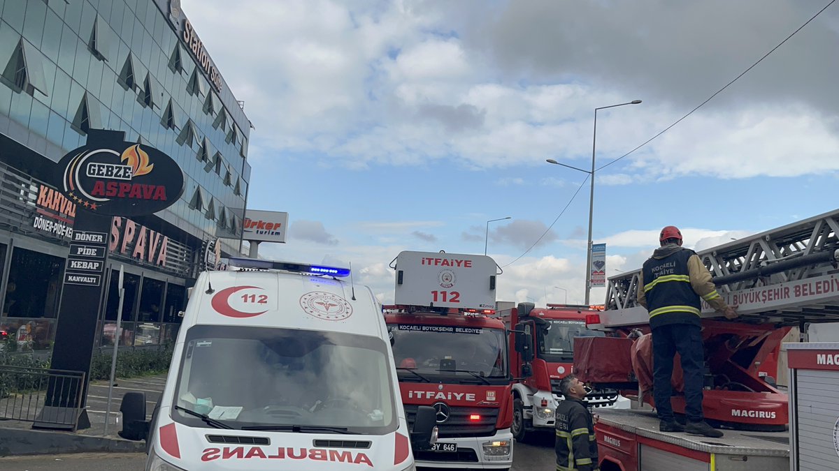 Otel restoranında çıkan yangında 15 kişi tahliye edilirken 1 kişi yaralandı daricagazetesi.com.tr/otel-restorani…