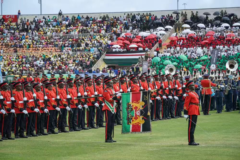 AmbGuoHaiyan's tweet image. Honored to join the #Jamhuri Day celebration. I salute the courage of the Kenyan people as they address challenges, and applaud the achievements they have made since Kenya gained independence.

Happy 62nd Jamhuri Day to all Kenyans!