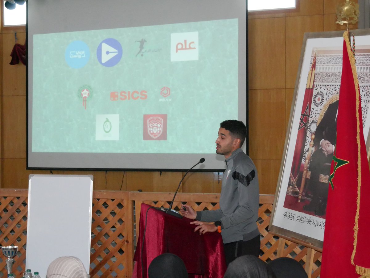 ChkiriZaid1's tweet photo. من ندوة الامس، التي عرفت انطلاق مشروع أكاديمية الأبطال لهيكلة الفئات السنية، وتقديم النموذج للحضور الكريم، آملين أن يتلقى احتضانًا من طرف الناس، كما لم يفتني شكر أساتذتي وأصدقائي:

@salh91ftbl @Mouhamdi_Alawi @SaberIniesta8

وكل من ذكروا شفهيًا، باذن الله تكون انطلاقة مباركة. https://t.co/UoDiaQz90S