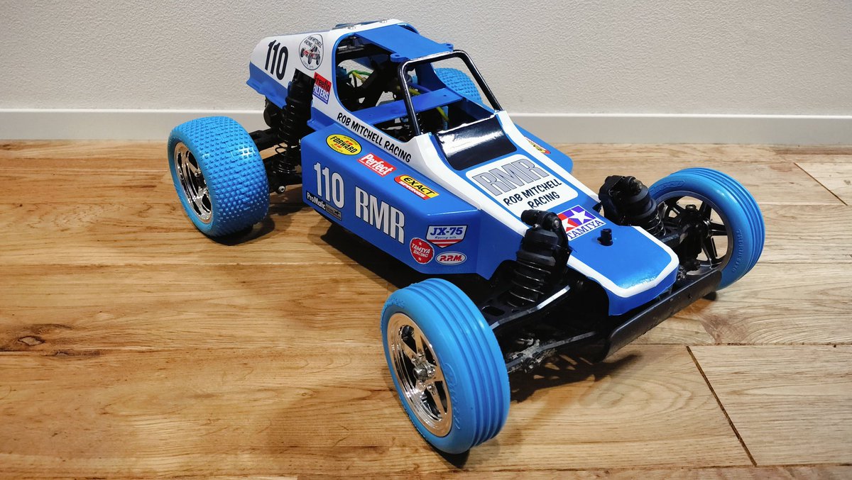 新品 バギーチャンプ 塗装済みボディー ブルー 明日のアヒルホビーさるびあ大納会に向けてリメイク。 ギャルバギー