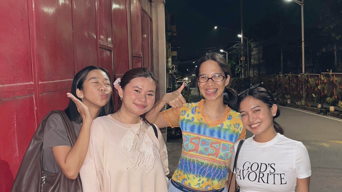 cybilleeej's tweet photo. So grateful that time, growth, and maturity took us far away from our toxic shs selves. 💗 https://t.co/Tr24SDh6Jg