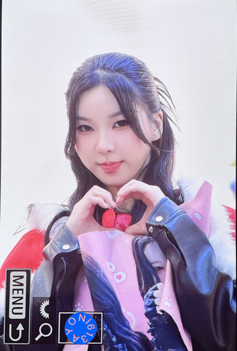 ayoni613 tweet media