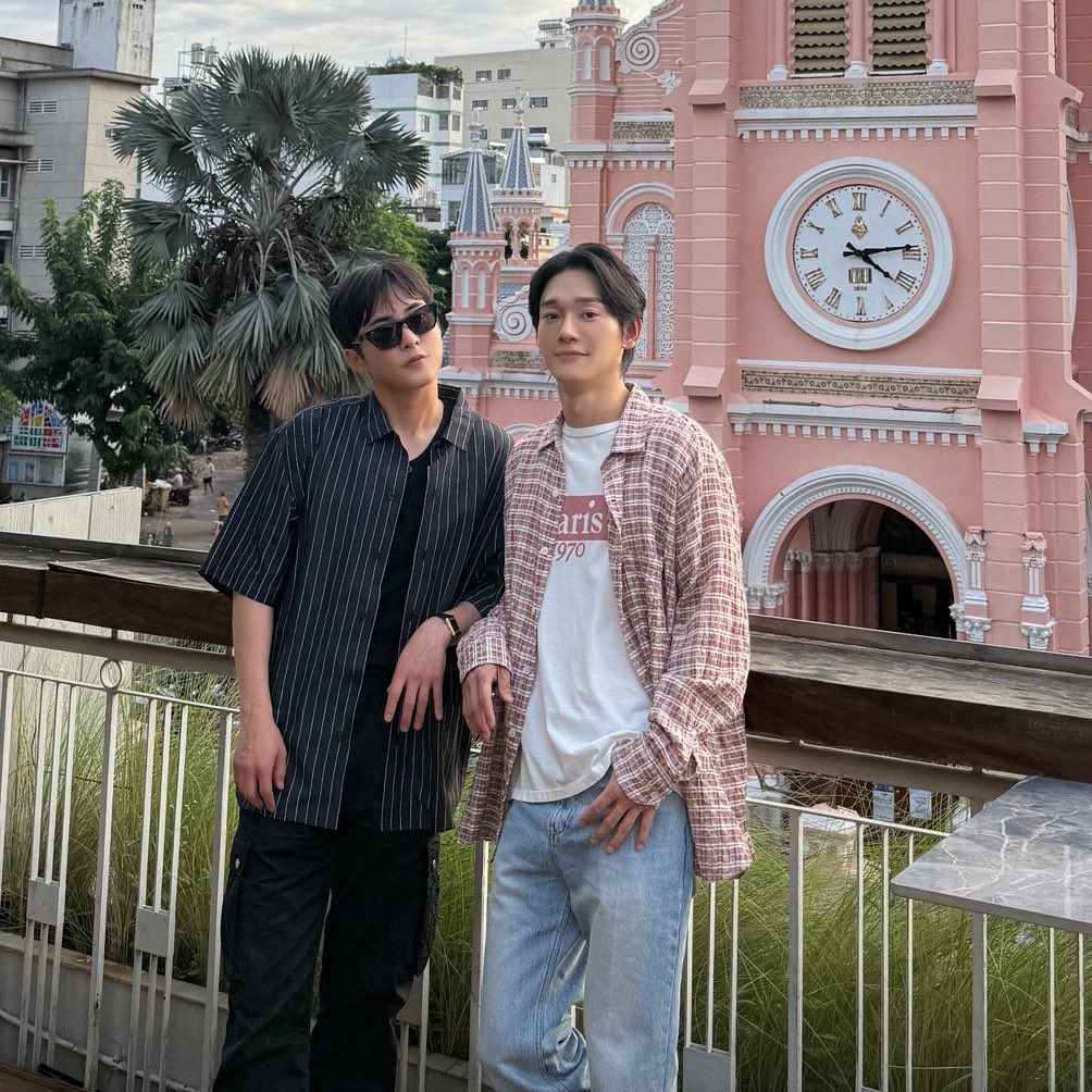 byunsouppp's tweet image. your gay uncle and his roommate of 20 years