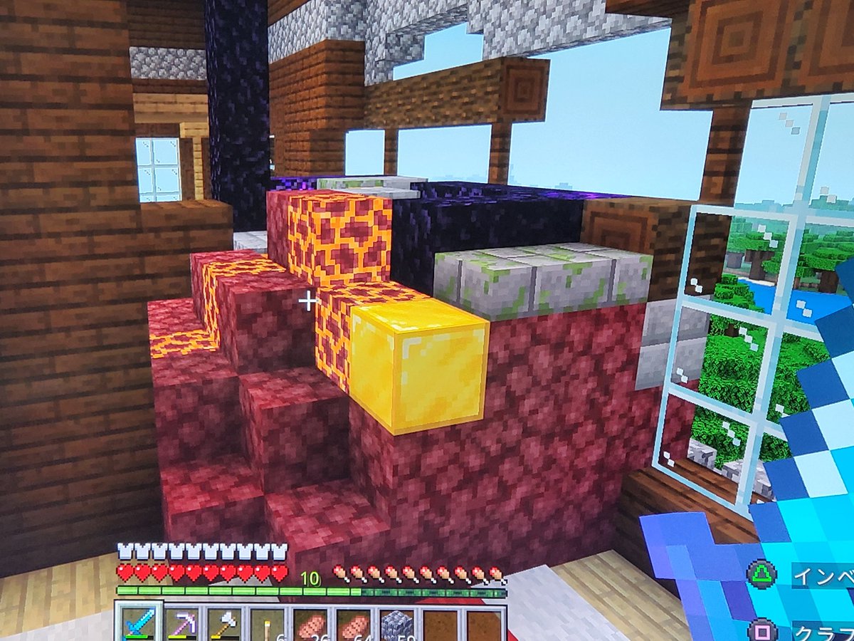 minecraft_coro's tweet image. 初森の洋館に突入！
はじめましてm(_ _)mビンディケーターさん・エボーカーさん！

荒廃したネザーゲートまであるん！？