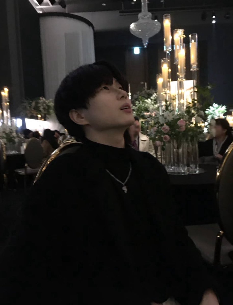 아니 어떻게 사람 퍼컬이 결혼식?