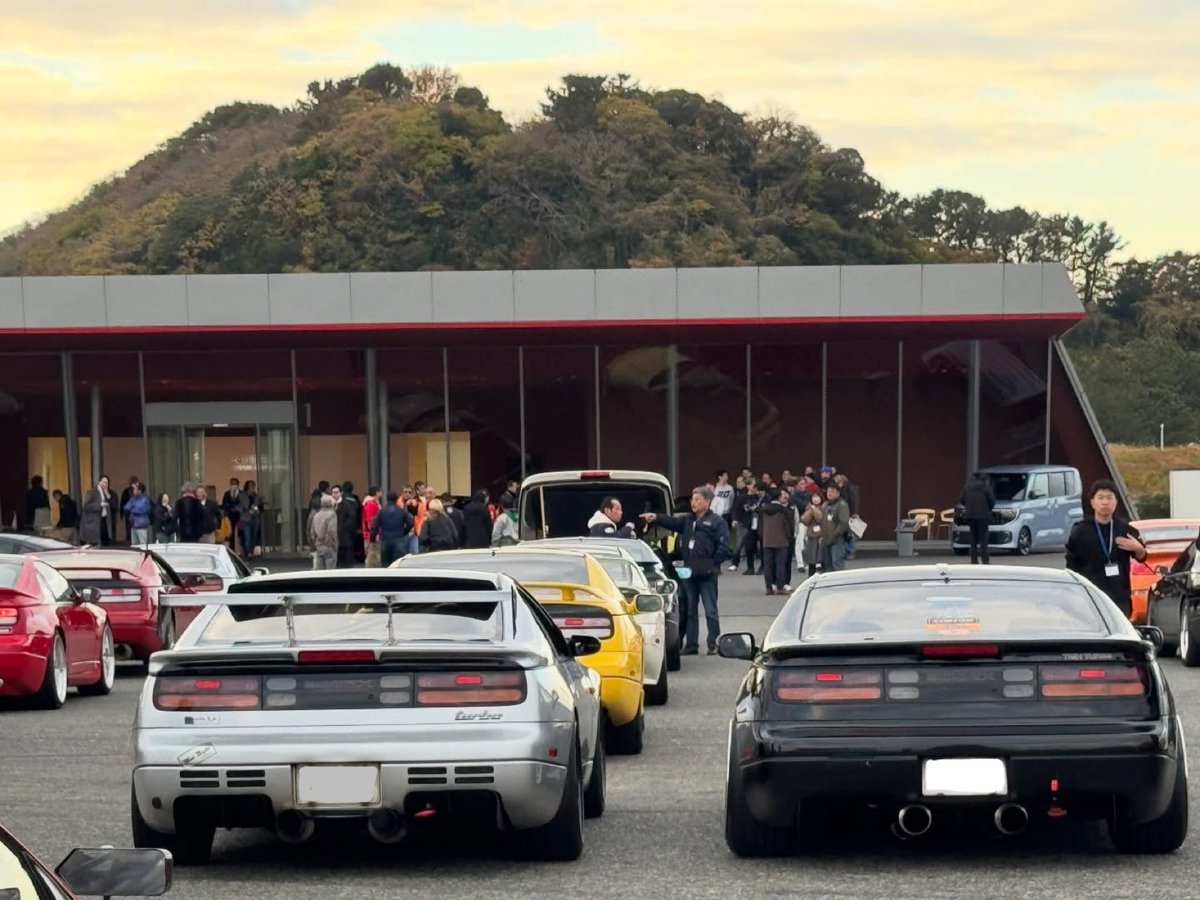 Shiriさん、ありがとうございます！！🙇‍♂️ 先日やっとZ32センター