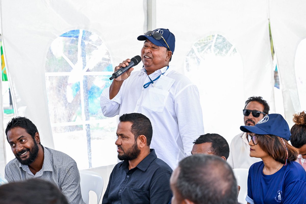 President Dr <a href="/MMuizzu/">Dr Mohamed Muizzu</a> attends the Fisherman’s Forum in R. Dhuvaafaru, engaging directly with fishermen on sector priorities and development needs.

#RayyithunGaathah
#DhuvaafaruVisit
#FishermensDay2025