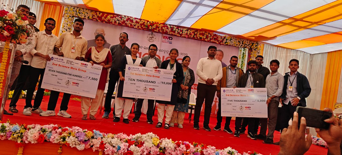 GP_Balasore's tweet photo. Our 5th semester E &amp; TC Students are awarded on 3rd prize of Exibition of Science Mela at District Level Youth Festival 2025-26 Balasore. #SKILL #dmbalasore https://t.co/pqZrzT6vbH