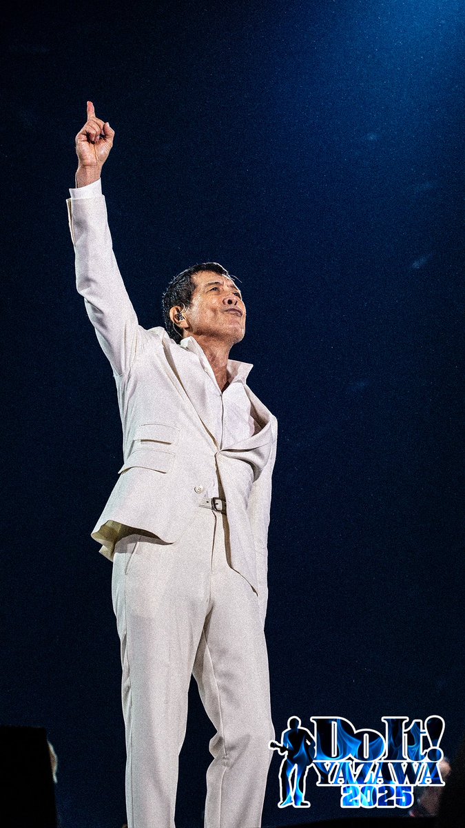 矢沢永吉  ツアー衣装 俺 矢沢永吉」に展示予定の衣装。 - YAZAWAにまつわるアイテム集結