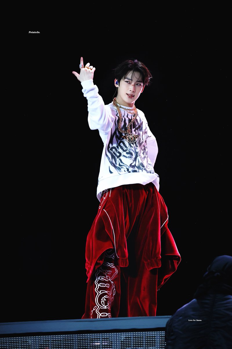 Potatovo_624's tweet image. 251213

#SUNOO #선우 #ENHYPEN #엔하이픈
#ENHYPEN_SUNOO #엔하이픈_선우
 
@ENHYPEN_members