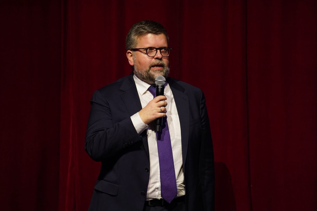 luccarvounas's tweet photo. Présentation du « Procès Tehlirian » au POC @Alfortville_94, magnifique pièce de théâtre organisée à l’initiative de @AYPFM et sponsorisée par @MediaSchoolGr qui revient sur les minutes du procès qui s’est tenu à Berlin les 2 et 3 juin 1921. 1/2 https://t.co/X24mHoiTRe