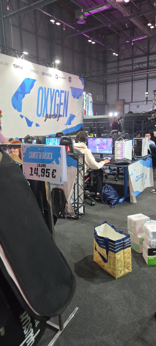 AnyNav_'s tweet image. 3er año seguido intentando conseguir la camiseta de @GamingOxygen 💙