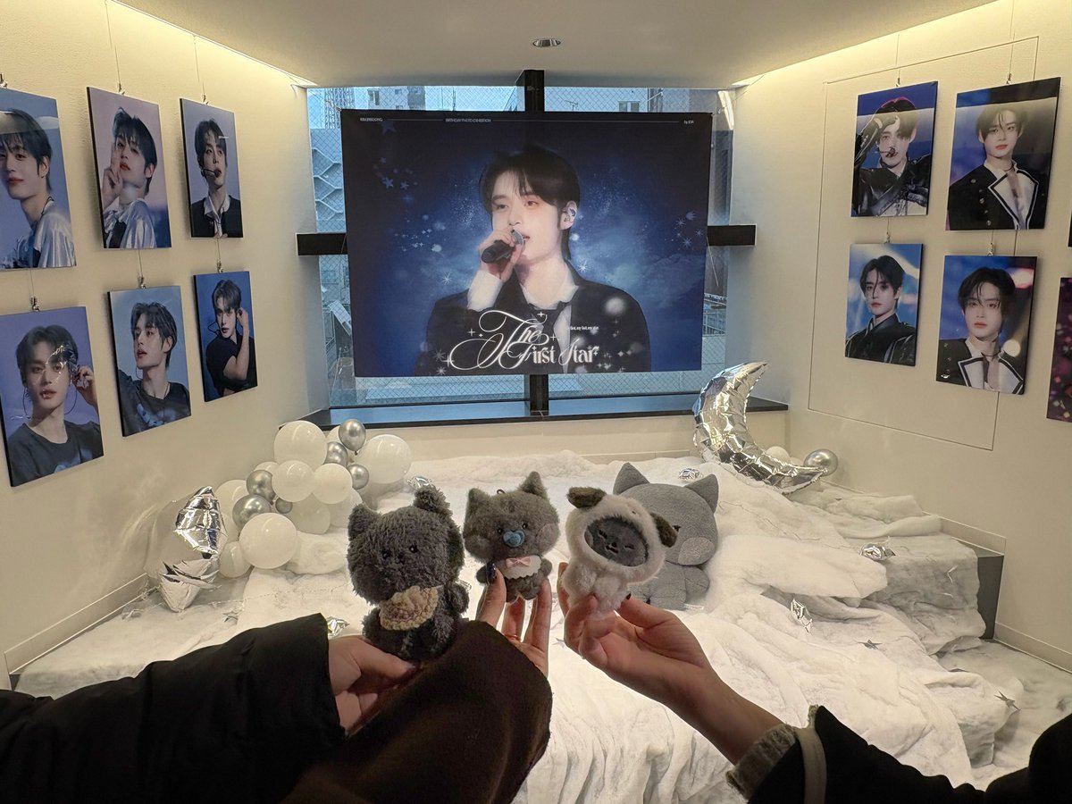 幸せ空間すぎた🥲🥲
額縁全部良すぎてなかなか選べなかった…
<a href="/1214ior/">𝐈𝐎𝐑</a> マスタニム、ありがとうございました🥲💞

#The_First_Star_Jiwoong