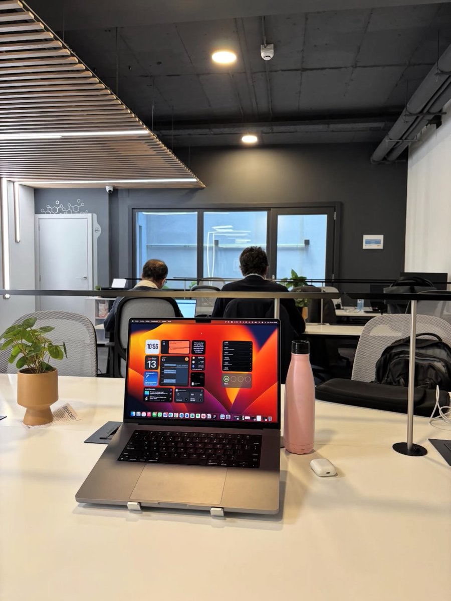 No copie y pegue respuestas de ChatGPT en 2025.

La escritura en ChatGPT es fácilmente detectable.

Aquí tienes un truco secreto para humanizar tu texto: