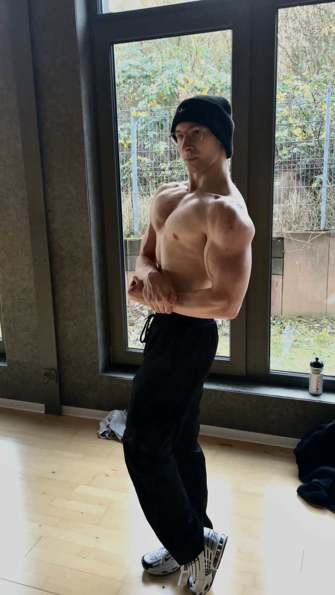 same pose 5 months later