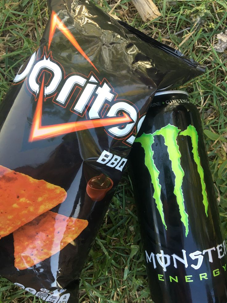 LOOKATNUMBXRS's tweet photo. "I present gamer breakfast." https://t.co/v6KImqoAQx