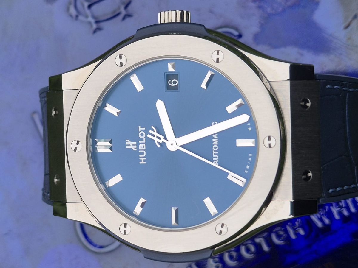 This Weeks New Arrivals!  13/12 Mailer only discounts @ Chase Hattan Watches - mailchi.mp/chase-hattan/1… #rolex #hublot #omega #luxurygifts # cartier #watchesofinstagram #watchcollector #vimtagewatch