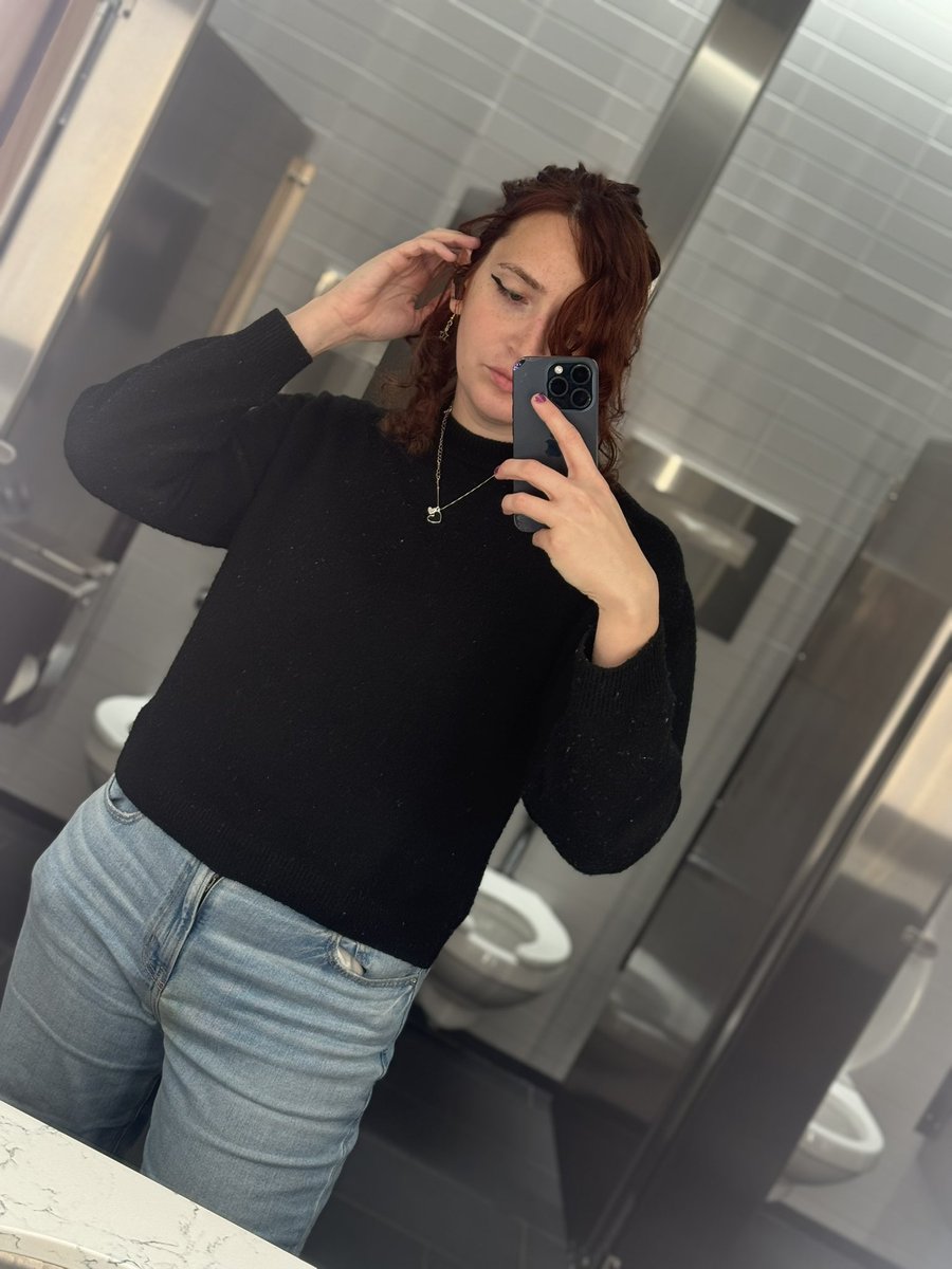 Dahlia🔅 tweet media