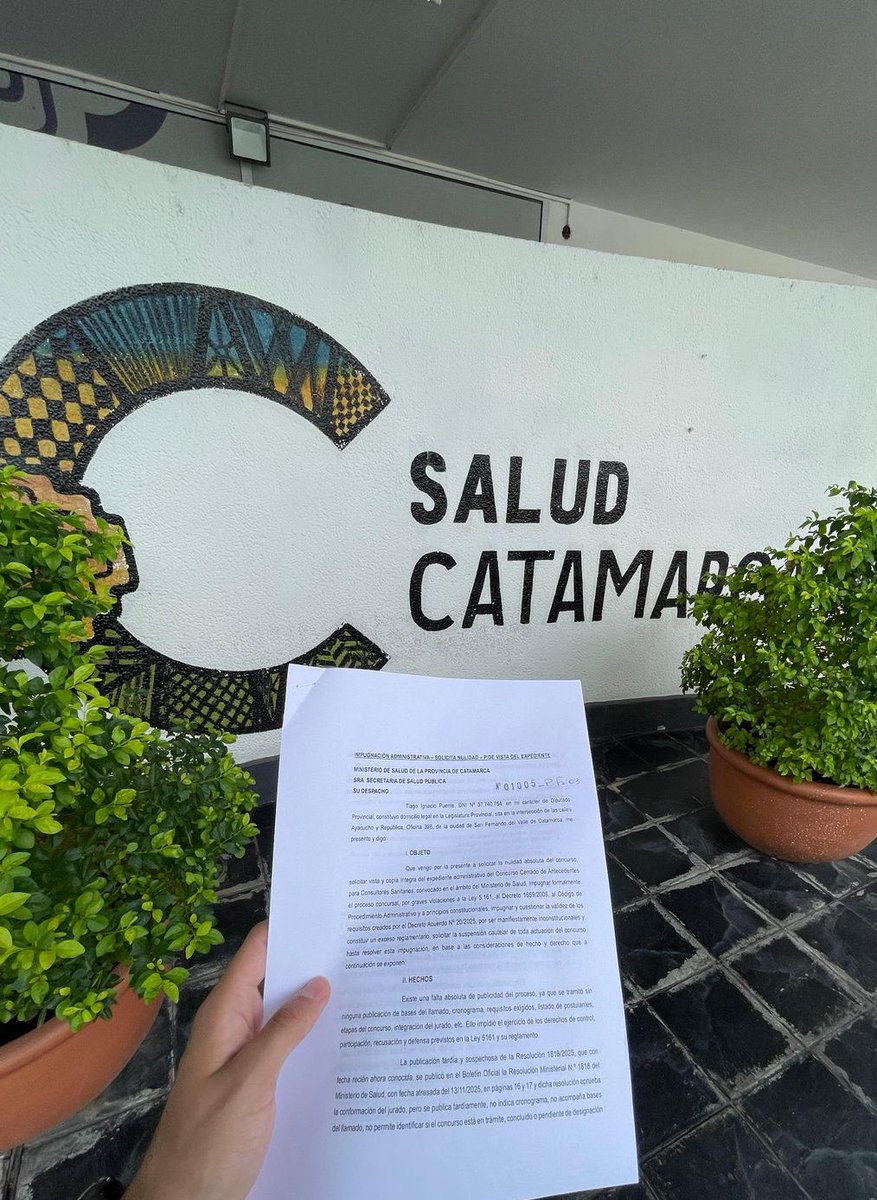 TiagoPuente's tweet photo. 🔎 Lo advertimos en Marzo y ahora actuamos.

El Gobierno creó por decreto un cargo de “Consultor Sanitario” con requisitos diseñados a medida para favorecer a un dirigente aliado.

Ahora buscan coronar esa maniobra con un concurso armado en silencio, sin publicidad, sin transparencia y sin garantías para los trabajadores de la salud. Un proceso que nació viciado y que se ejecuta a escondidas para evitar controles.

Desde la oposición no vamos a permitir que los cargos públicos se usen como premios políticos ni como refugios para amigos del poder.

📄 Hoy presentamos una impugnación formal y un pedido de información para frenar este atropello y obligar al Gobierno a rendir cuentas.